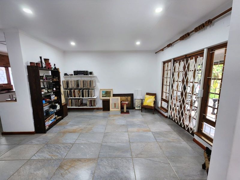 3-Bedroom Family Home in Sought-After Dawncrest, Westville - Photo 4