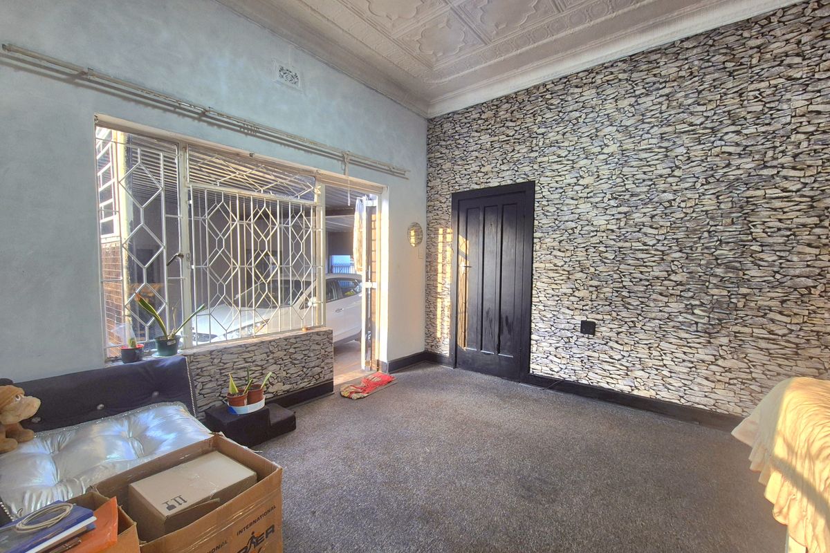 Neat Family Home For Sale! - Photo 5