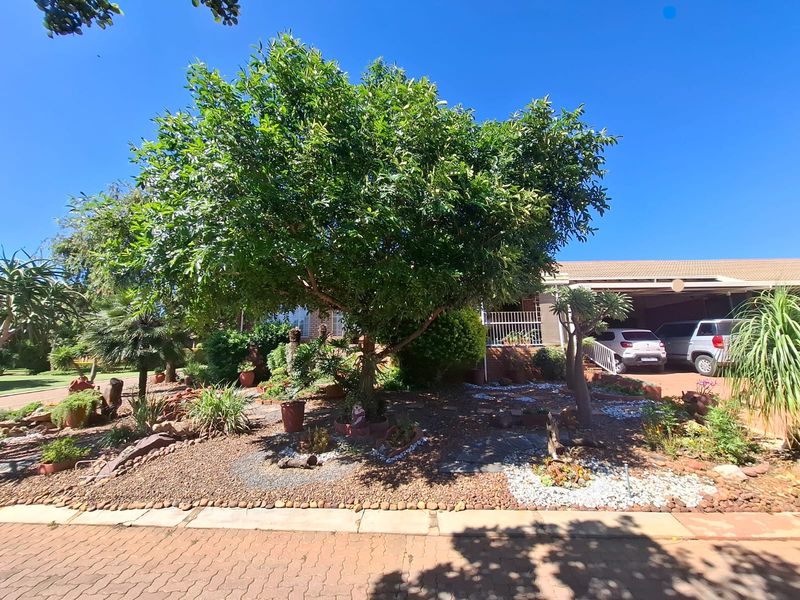 Retirement 3 Bedroom Montana Park - Photo 3