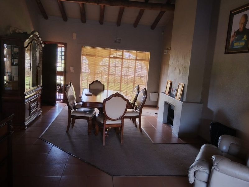 Stunning 3 bedroom house with a flatlet in Boksburg South - Photo 9