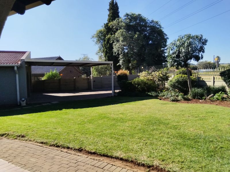 Stunning 3 bedroom house with a flatlet in Boksburg South - Photo 6