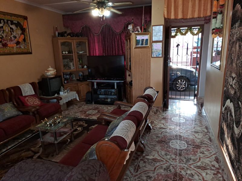 3 Bedroom House - Photo 7