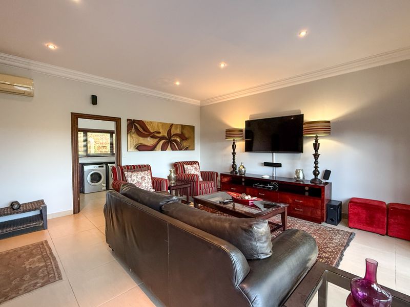 Distinguished Residence Offering Luxury, Privacy, and Indoor-Outdoor Harmony, Simbithi, Ballito - Photo 7
