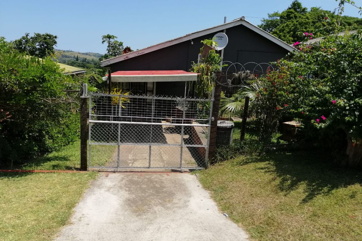 Move In Ready 5 Bedroom Dream Home in Mandeni - Photo 4