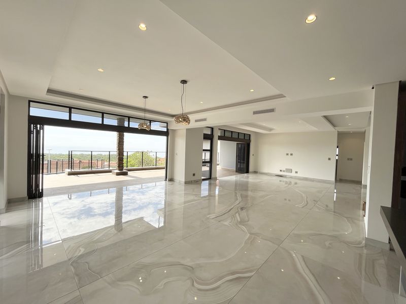 Exceptional Entertainment Homes - Photo 4