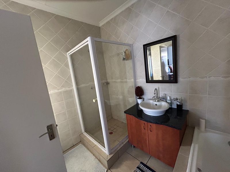 Stunning 2-Bedroom, 2-Bathroom Apartment – Atlantis City, Sonneveld - Photo 8