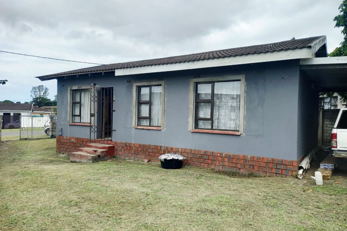 3 Bedroom House For Sale - Photo 2
