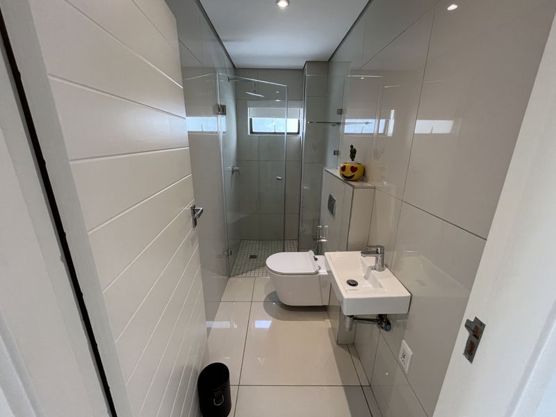 New Build Modern Multi‐Functional Home - Photo 6