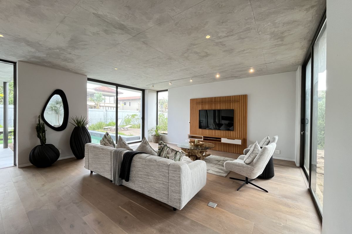 A Home That Redefines Luxury Living and Nature - Photo 4