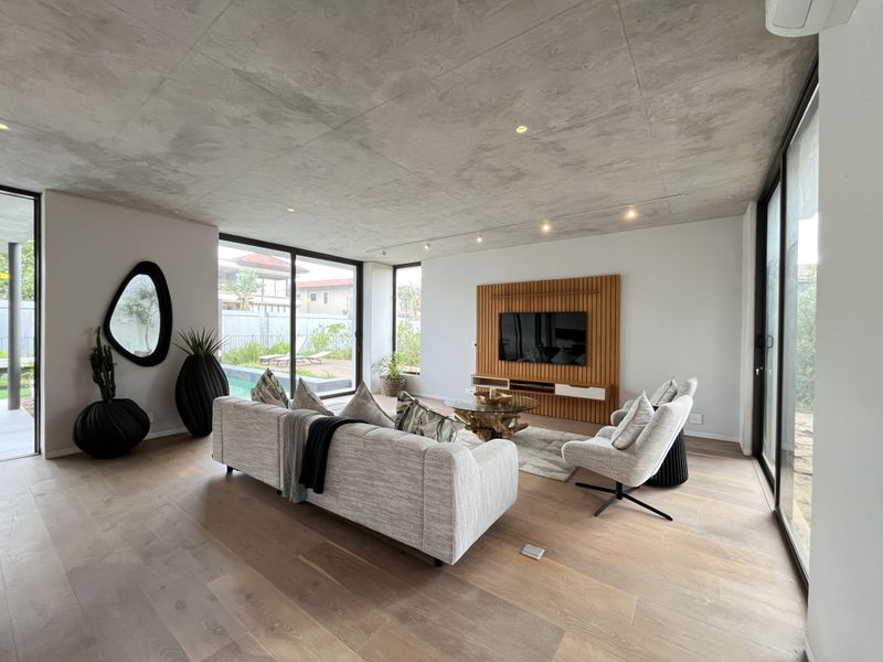 A Home That Redefines Luxury Living and Nature - Photo 4