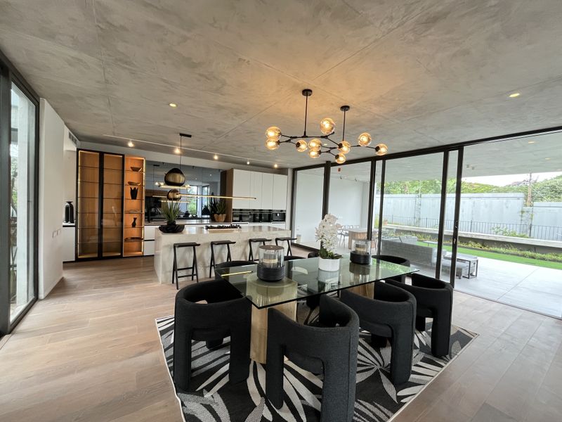 A Home That Redefines Luxury Living and Nature - Photo 5