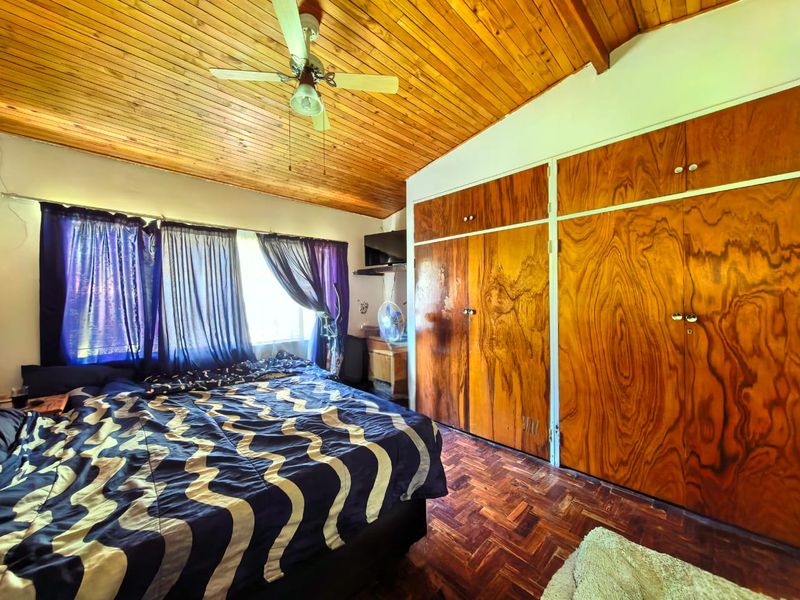 Family house for sale in Sasolburg, walking distance to all amenities - Photo 9