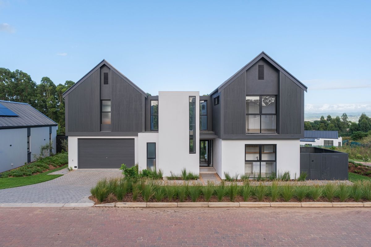 Contemporary Architectural Masterpiece | Elaleni Coastal Estate - Photo 2