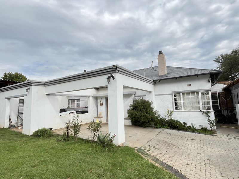 Freestanding For Sale In Benoni - Photo 3