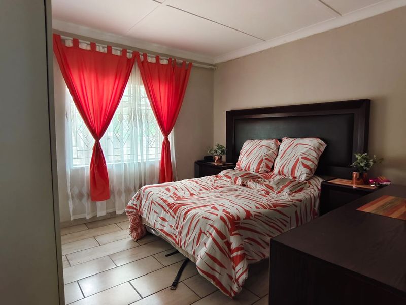 Bargain Modern Property – Walking Distance to Flavius Mareka College, Sasolburg - Photo 9