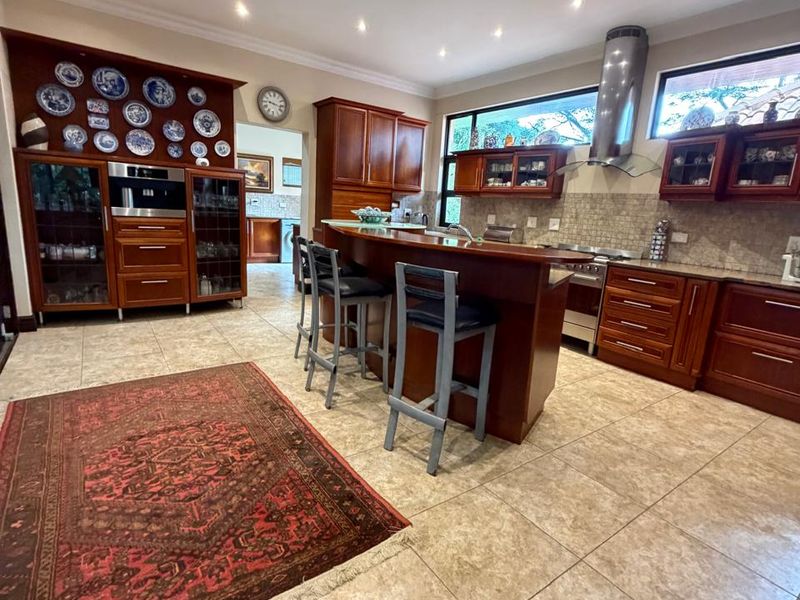 Private Forest Retreat in Zimbali Estate - Photo 5