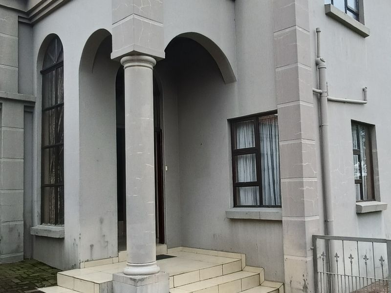 Beautiful for a good price in a great area! - Photo 2