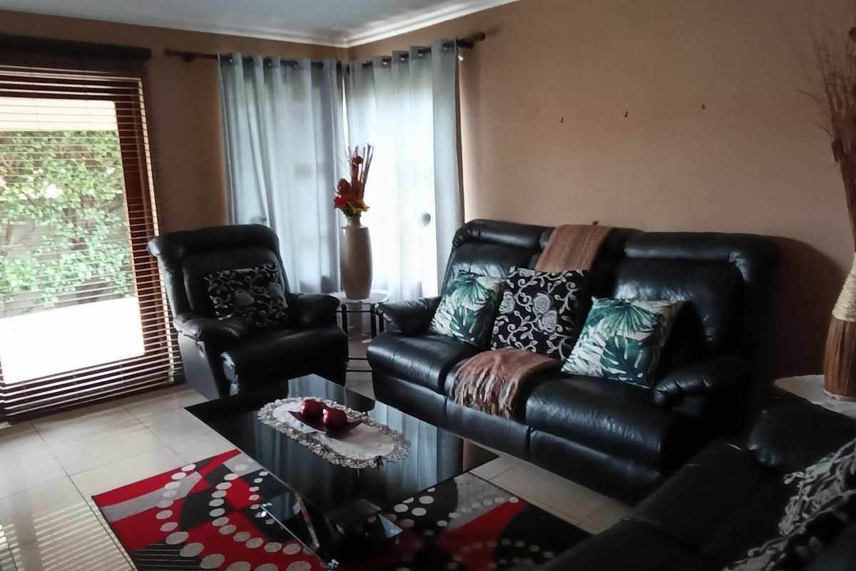 Beautiful for a good price in a great area! - Photo 3