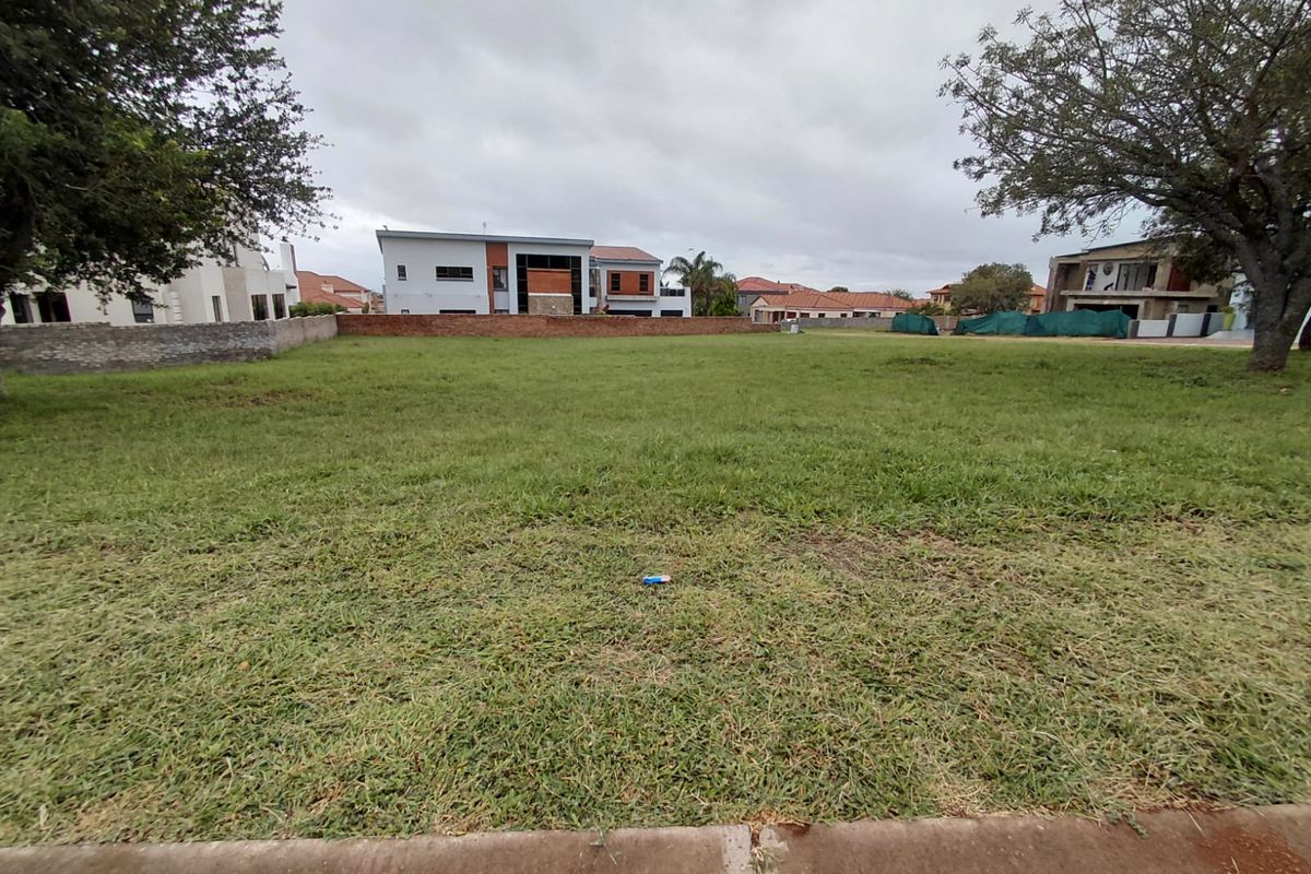 Prime Stand in Elegant Northview Estate - Photo 5