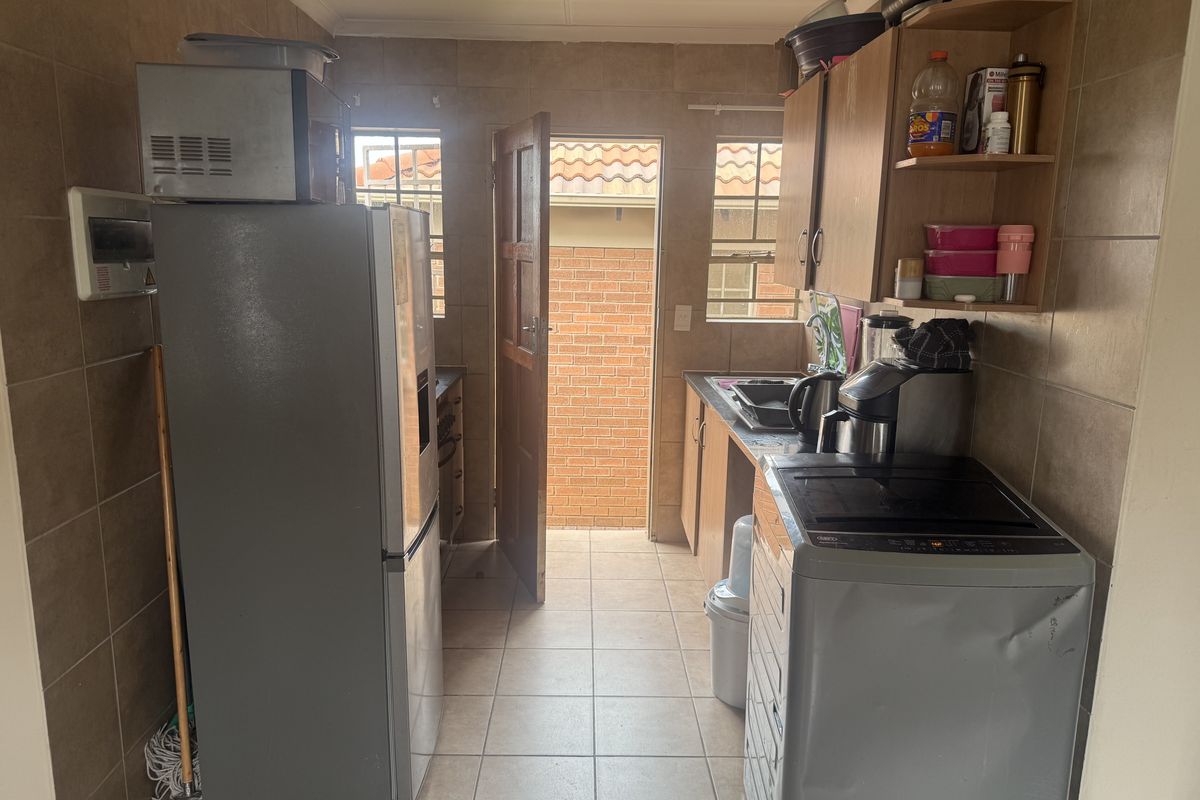 3 bedroom house for sale in Thatch Hill - Photo 2