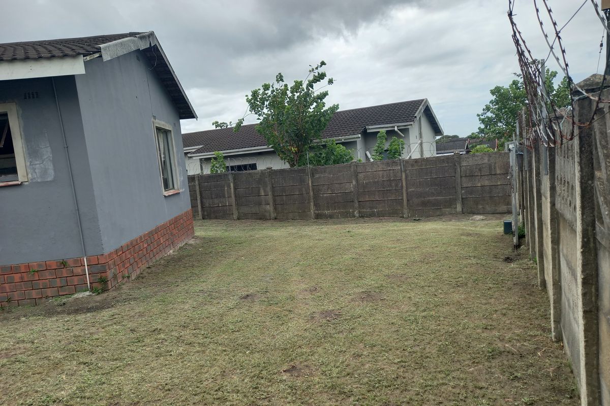 House For Sale In Esikhawini - Photo 4
