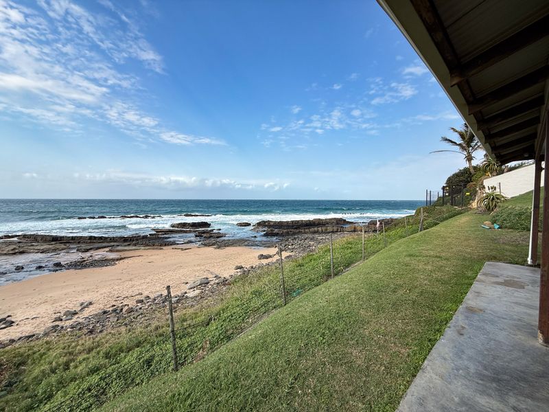 Prime Beachfront Location with Holiday Rental Potential - Photo 4
