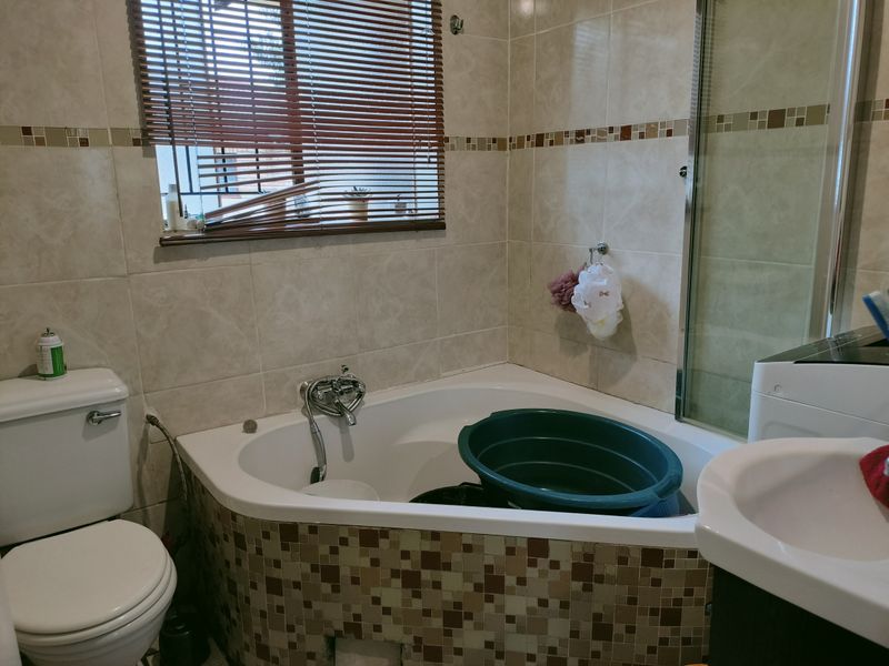 A beautiful cosy home - Photo 10