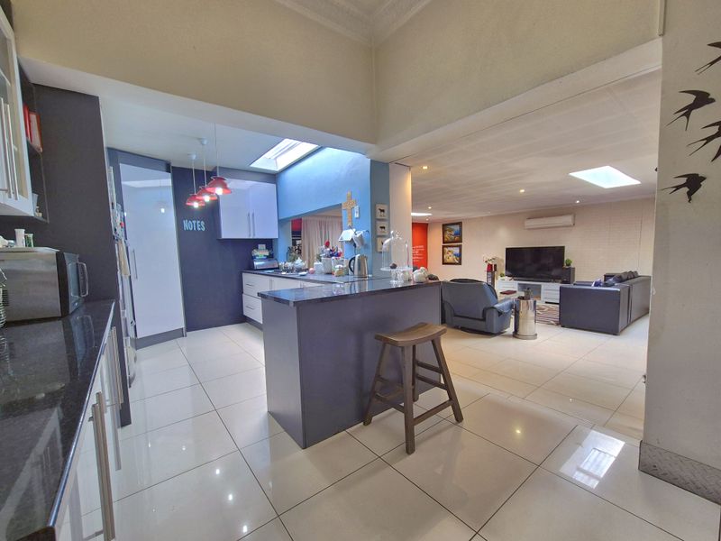 Stunning Entertainer's Dream In The Heart Of Dalview! - Photo 7