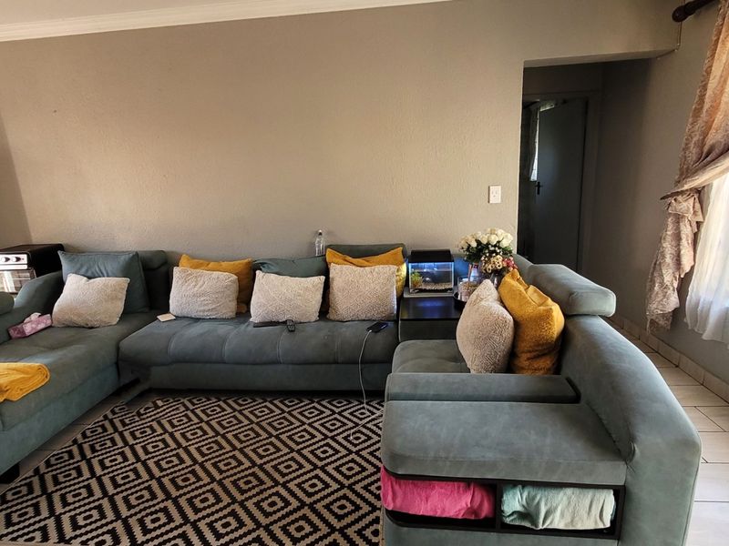 Modern Secure Duplex Price Reduced - Photo 8