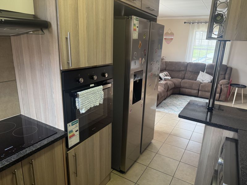 3 bedroom house for sale in Thatch Hill - Photo 9