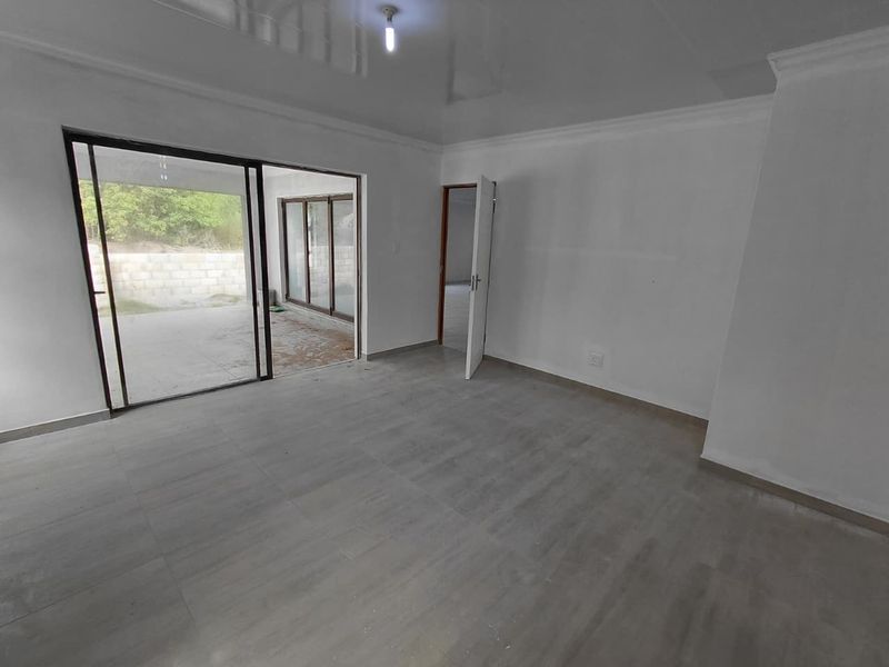 NEWLY BUILT 3-BEDROOMED HOME IN PARADISE BEACH - Photo 8