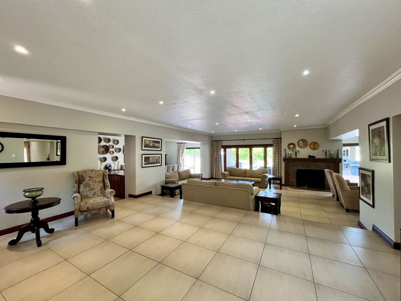 Prestigious Bushveld Retreat on Zebula Golf Estate - Photo 7