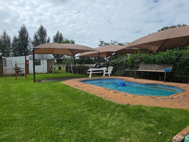 Completely Off From The Grid Witn Power & Water....  Majestic Plot For Extended Family Or For Invest - Photo 1