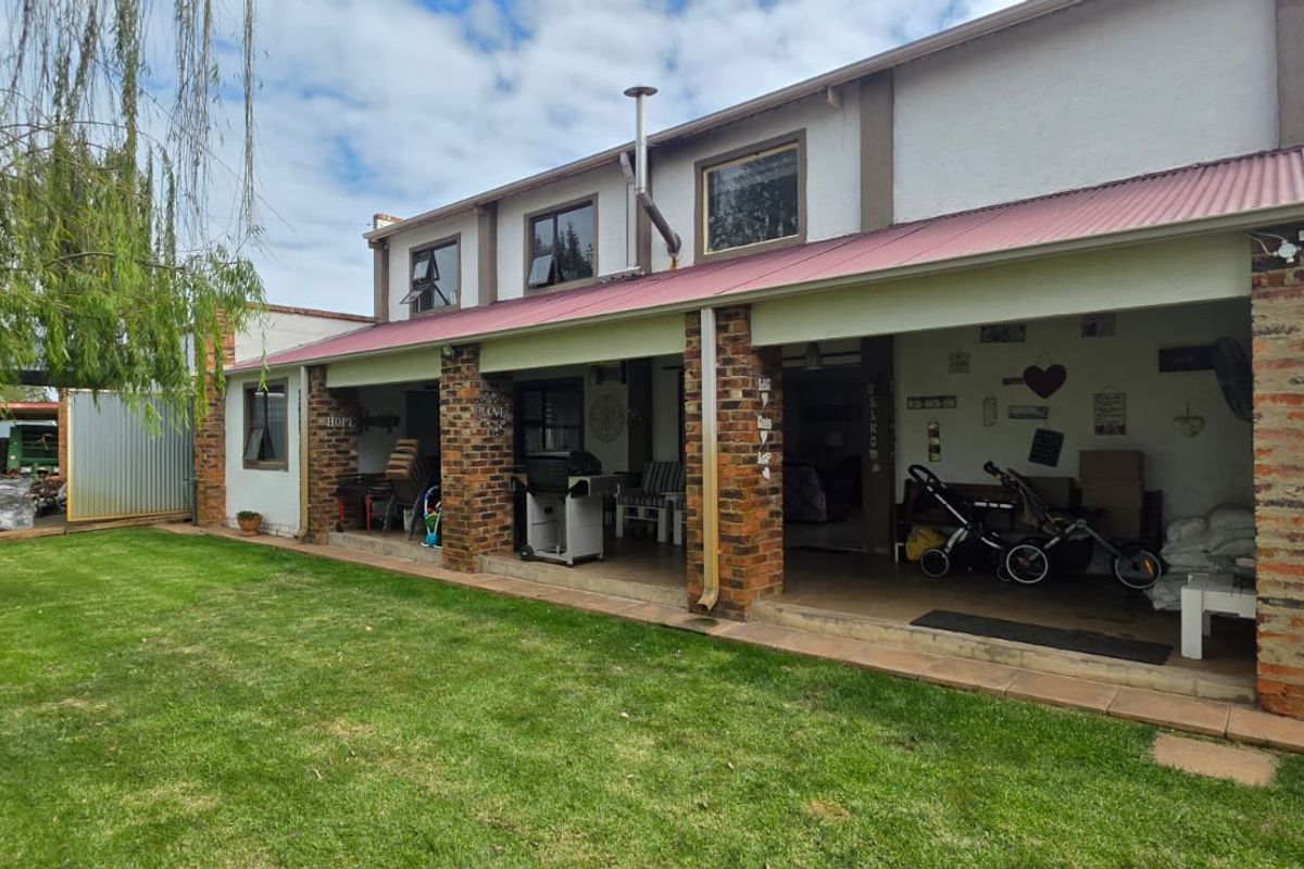 Completely Off From The Grid Witn Power & Water....  Majestic Plot For Extended Family Or For Invest - Photo 5