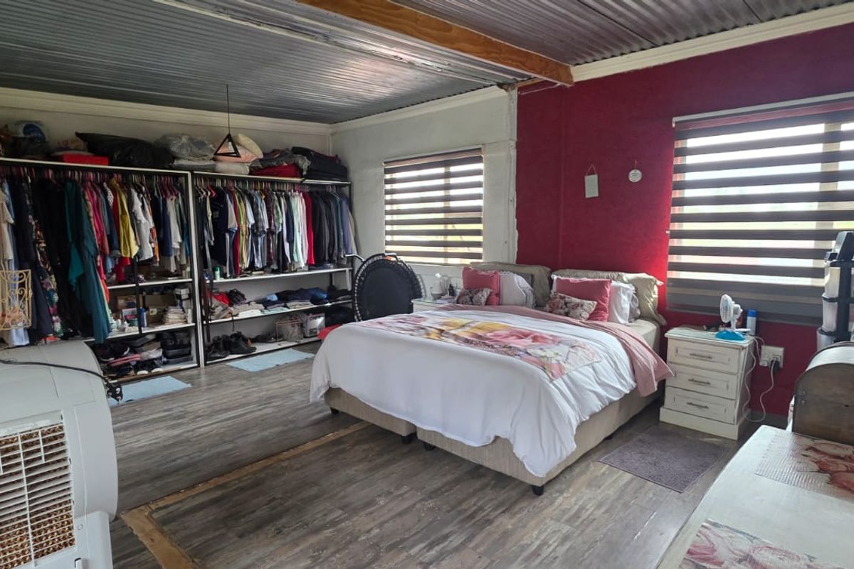 Completely Off From The Grid Witn Power & Water....  Majestic Plot For Extended Family Or For Invest - Photo 2