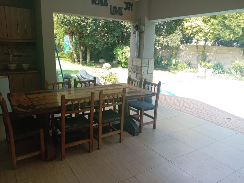 Stunning Family Home for Sale in Vanderbijlpark SE 2 - Photo 5