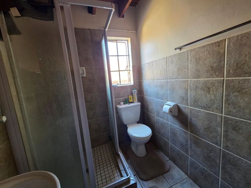 Modern Montana Double Storey Townhouse - Photo 9