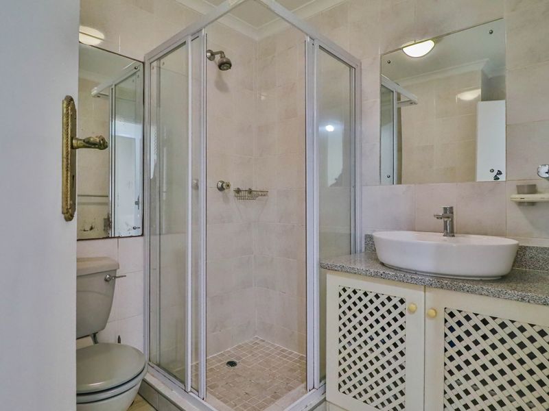 Luxury Coastal Living with modern elegance - Photo 9