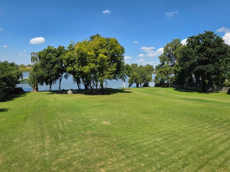 Exceptional Riverfront Estate with Luxury Living & Prime Development Potential - Photo 3