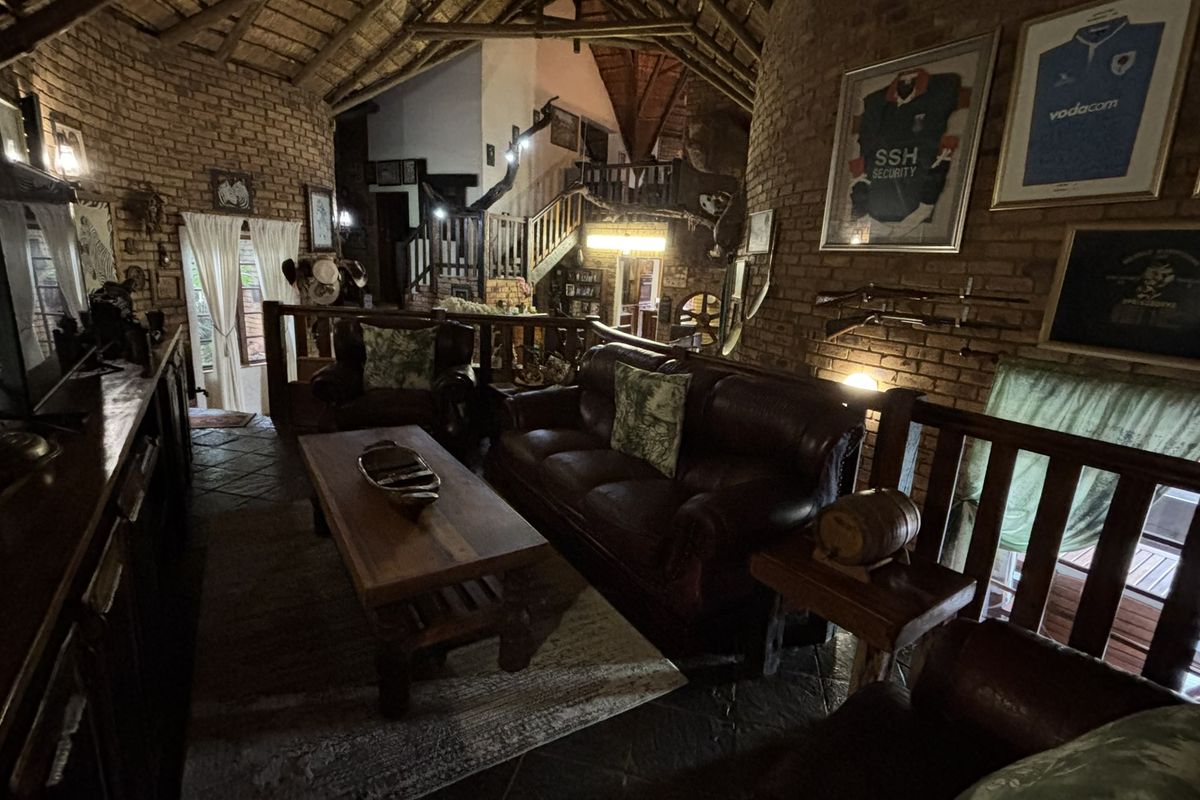 5 Bedroom Entertainers Dream Home - Photo 4