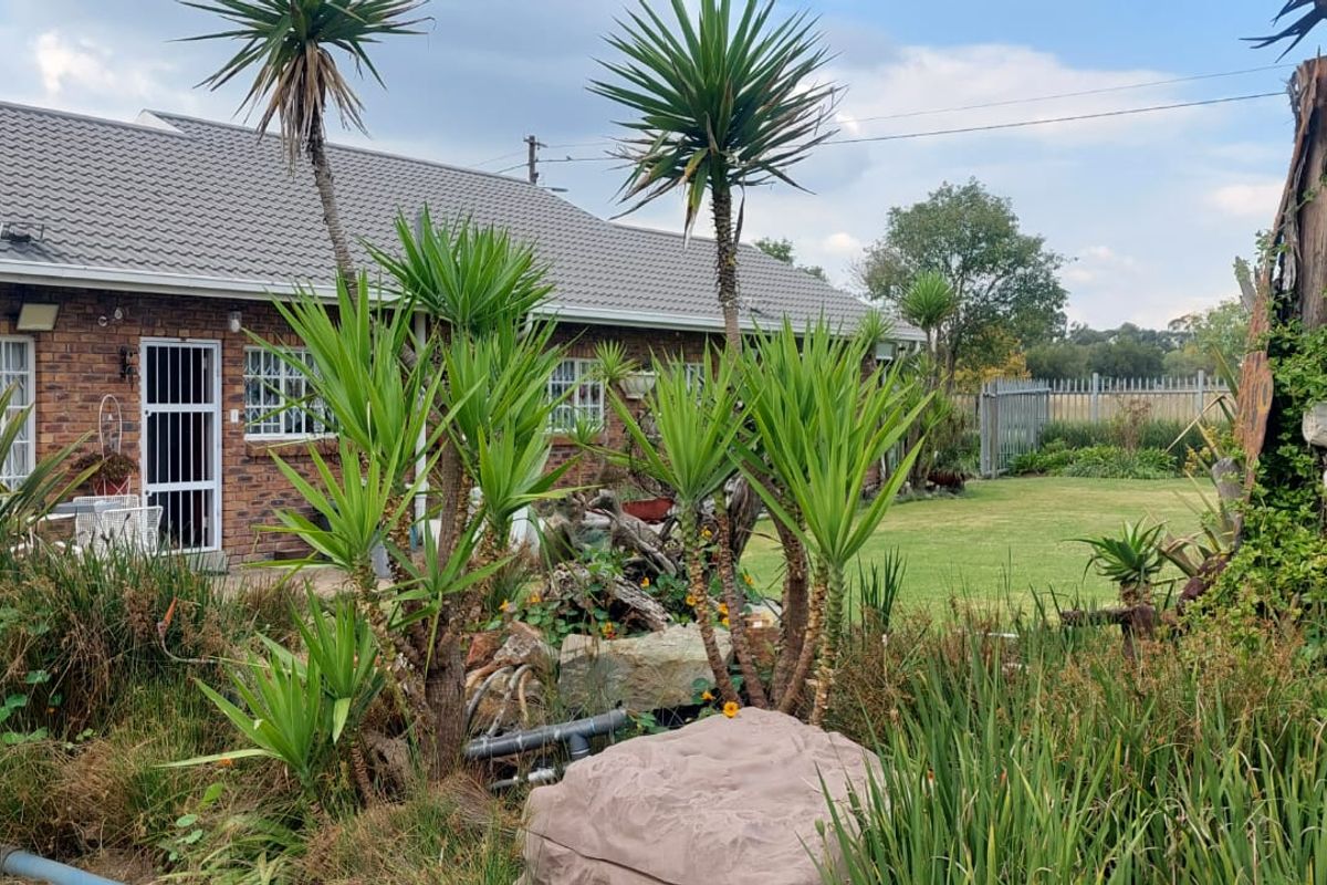 3 Bedroom Modern Home for Sale in Devon - Photo 3