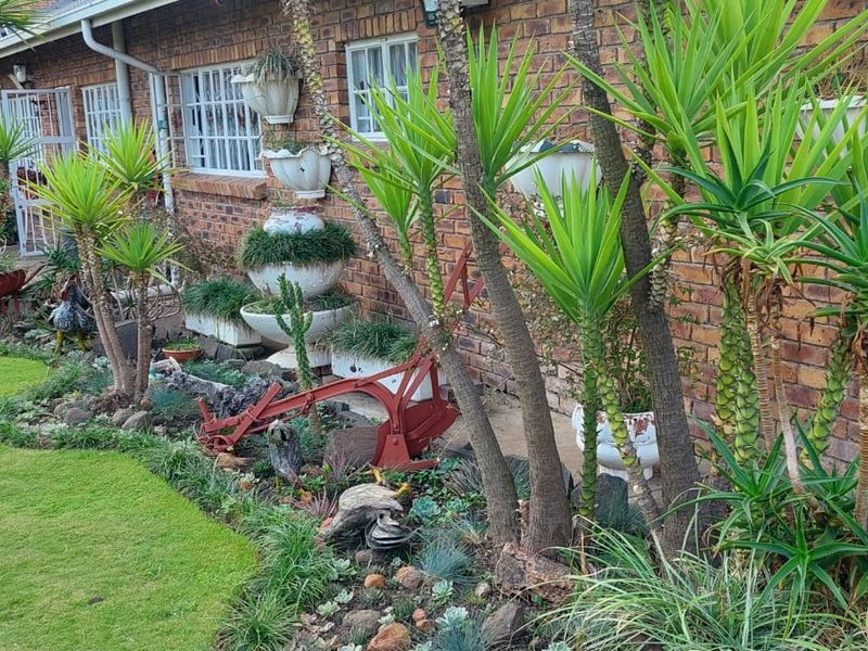 3 Bedroom Modern Home for Sale in Devon - Photo 4