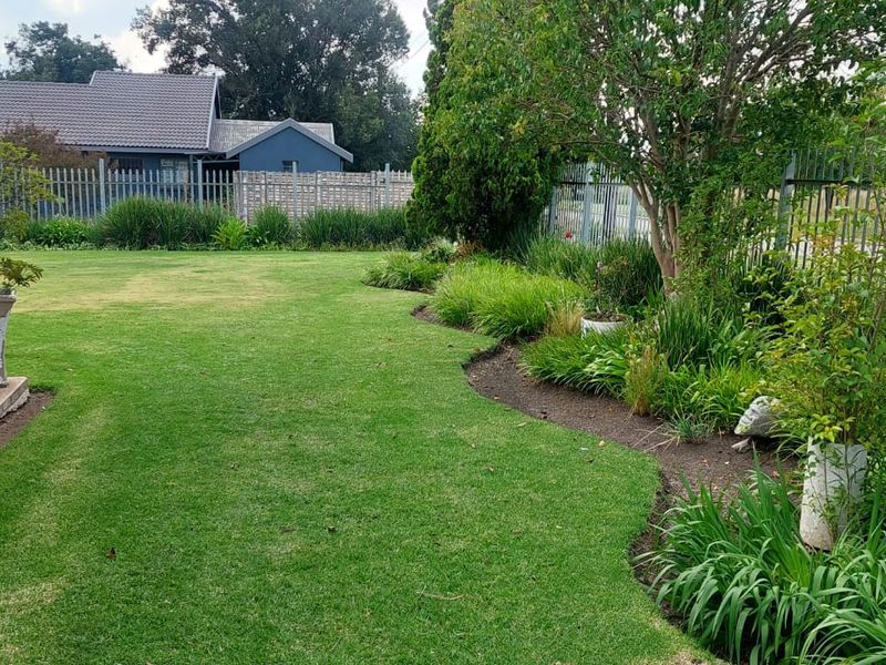 3 Bedroom Modern Home for Sale in Devon - Photo 6