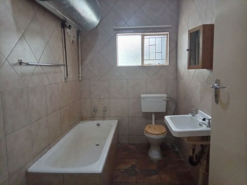 2  Bedroom Flat To Let in Bela-Bela – Comfortable Living Near Town - Photo 10