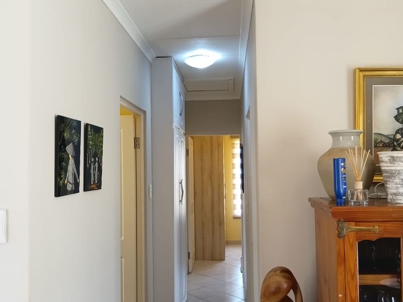 3 Bedroom House For Sale In Kidds Beach - Photo 10