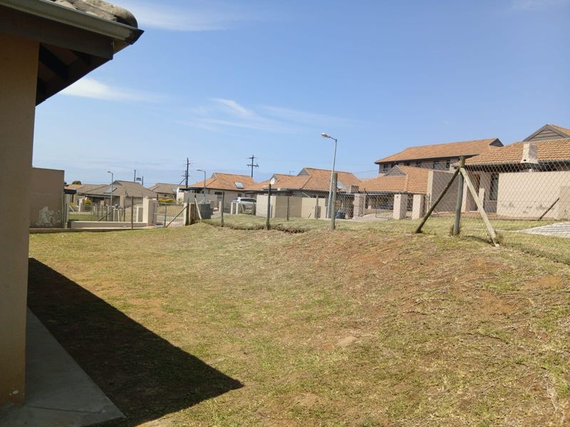 3 Bedroom House For Sale In Kidds Beach - Photo 7