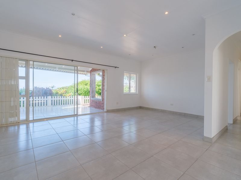 2-Bedroom with Sea Views & Versatile Outbuilding - Photo 7