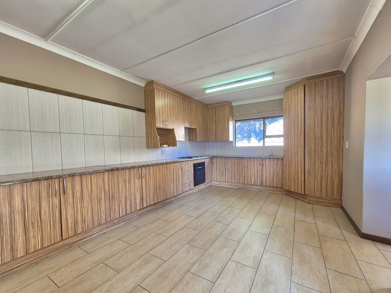 In This Case - Size Does Matter! - Photo 6