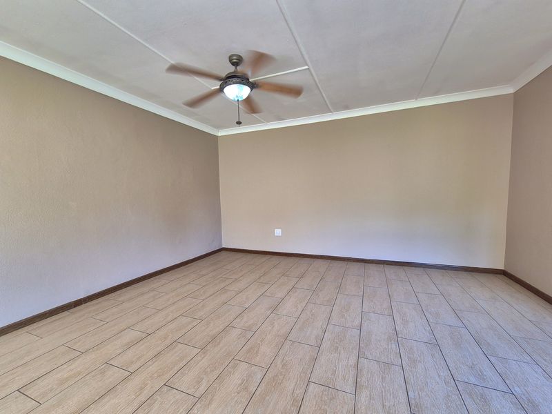 In This Case - Size Does Matter! - Photo 4