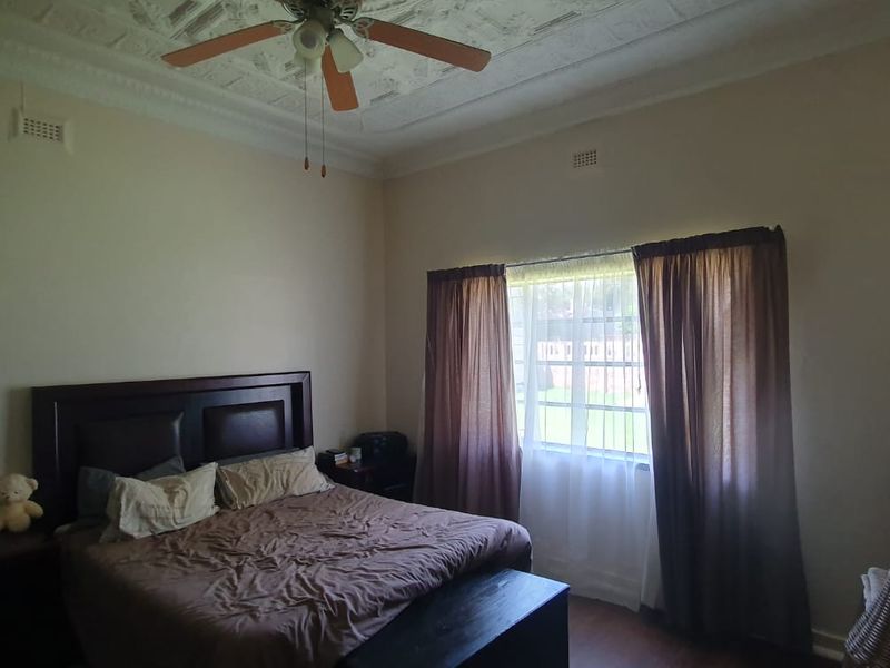 Big Garden Dreams, Warm Fires & Everyday Convenience - Photo 10